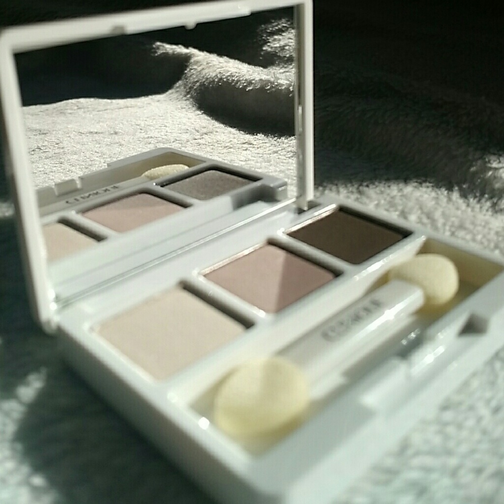 Clinique eye shadow trio